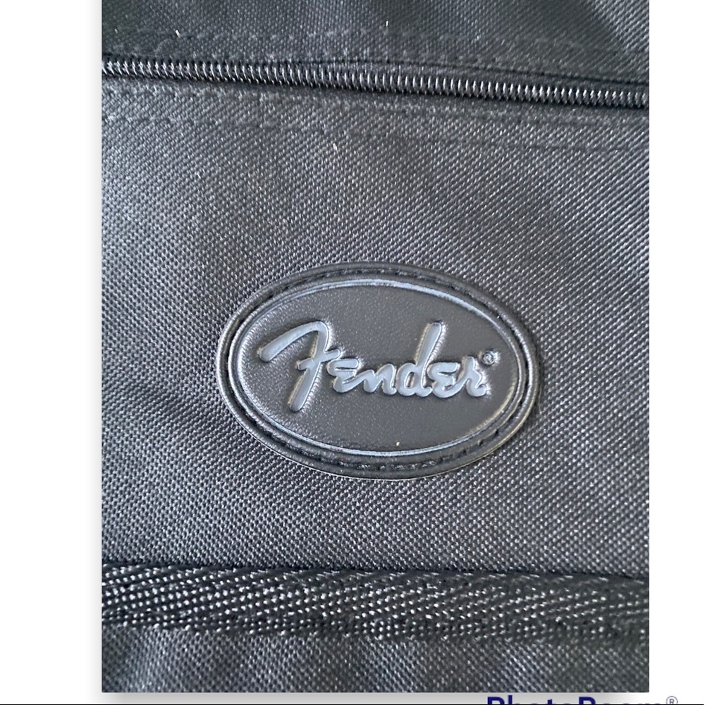 FENDER SOFT BLACK PADDED GUITAR
GIG BAG CASE NEW WITH TAG - Picture 2 of 11